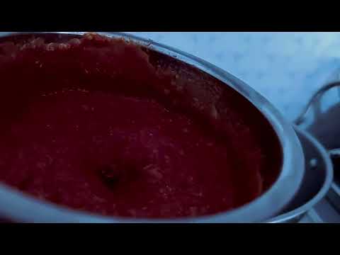 दोस्तों आज मेने बनाई हैं लसुन की मिर्ची