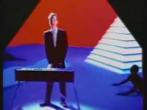 Steve Winwood 1981 While You See A Chance