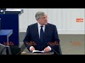 Tajani si infuria contro gli eurodeputati comunisti che ridono del Venezuela
