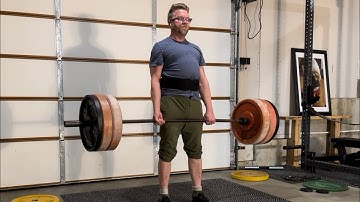Day 853: The Iron Is Patient (a 50 year old deadlifts)