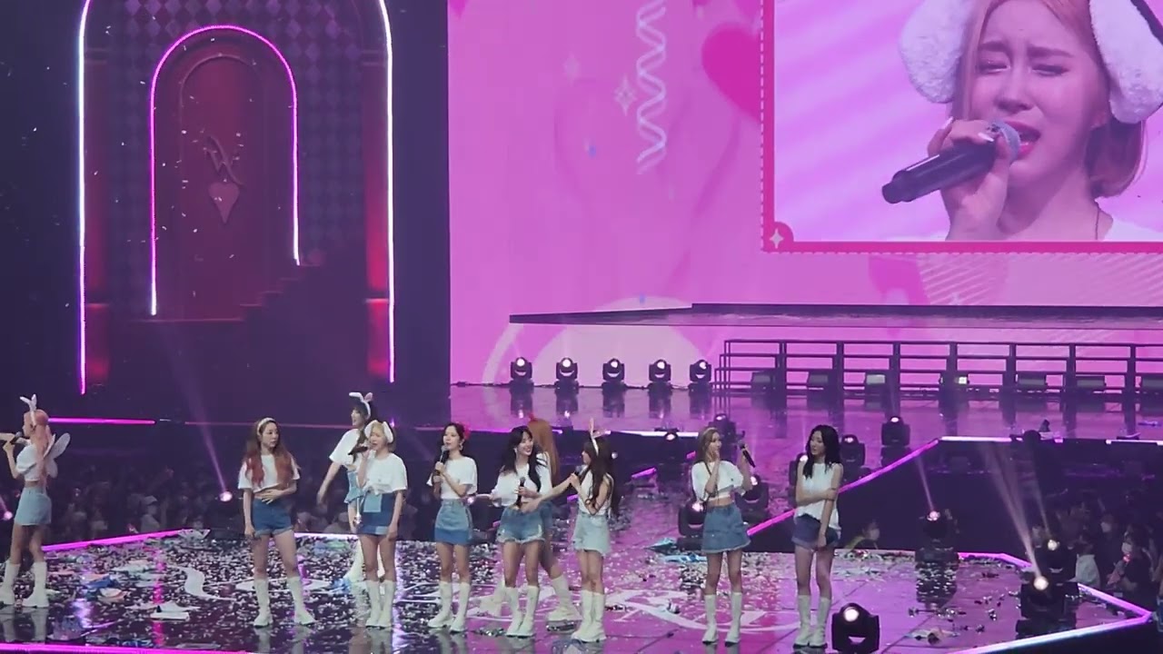 220612 우주소녀 WONDERLAND 콘서트 2일차 엔딩곡 Geeminy + 퇴장
