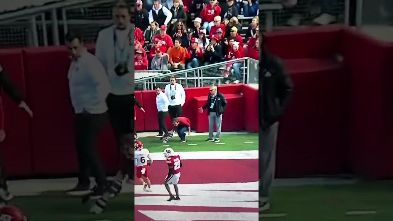 Wisconsin Camera Man Gets Hit By A Perfect Pass Onwisconsin Badgers Camprandall