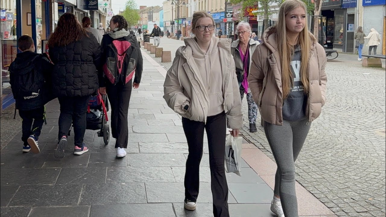 Walking Tour of Kilmarnock Town Centre | Scotland