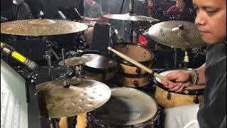 indonesian idol ( spekta 1 ) - Dunia tipu tipu ( yura yunita ) - SALMA - ONF - drumcam