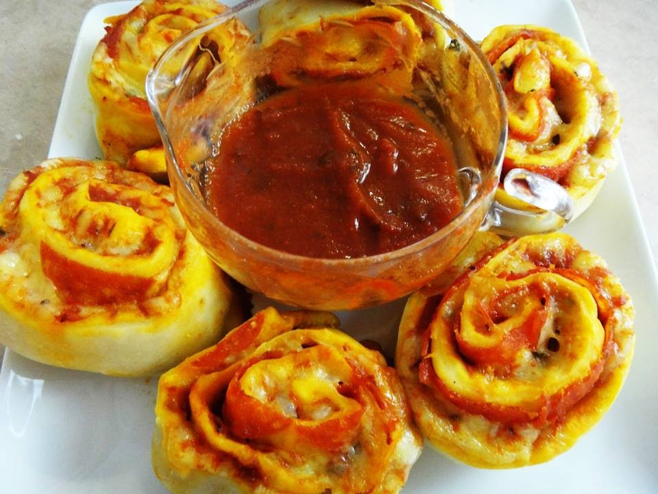 PIZZA ROLLS! YouTube