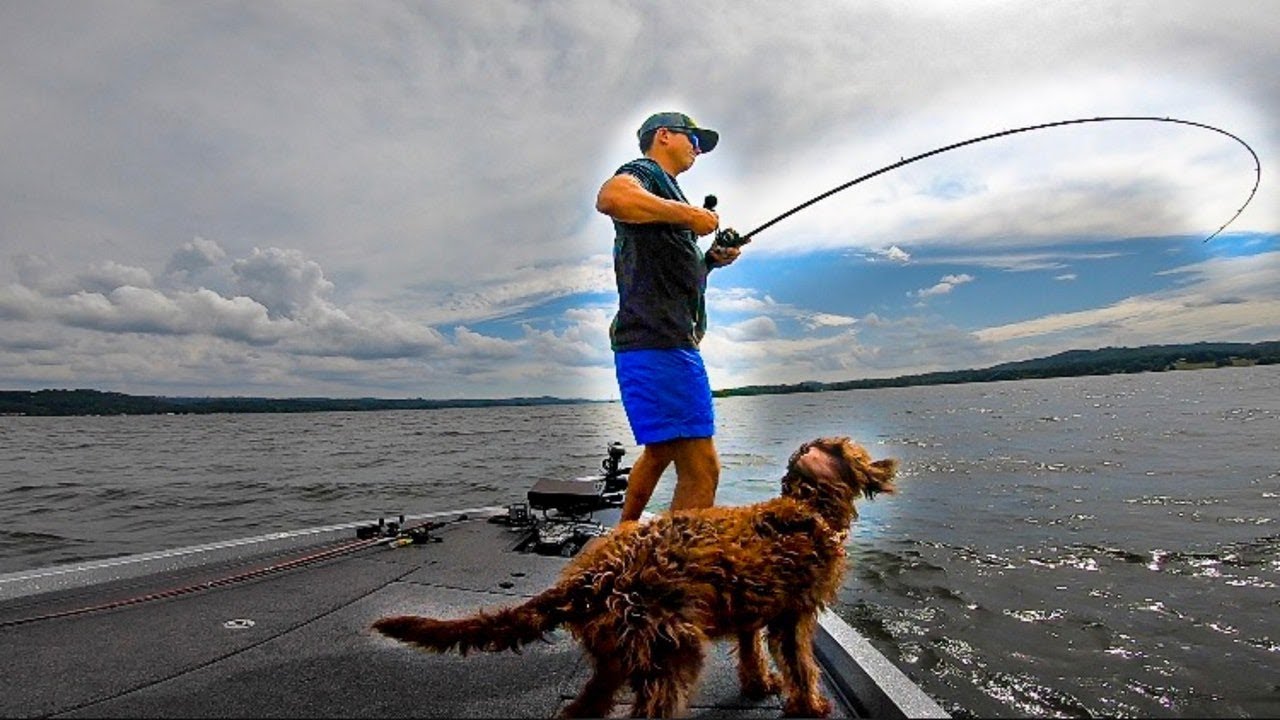 Fishing with BIG WORMS for BIG BASS!