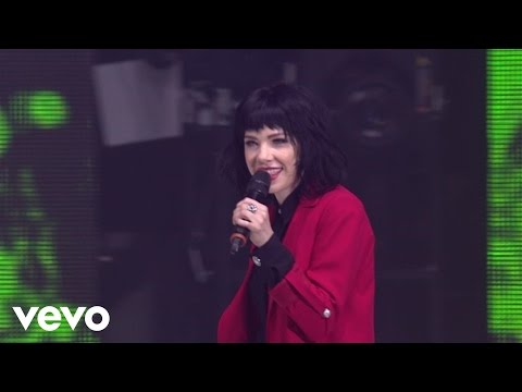 Carly Rae Jepsen (+) 02. Call Me Maybe