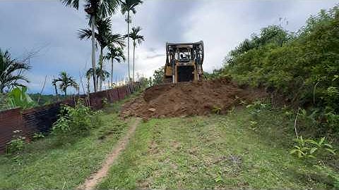 Extraordinary Skill — CAT D6R XL Bulldozer Operator Opens a Plantation Road in Just Minutes