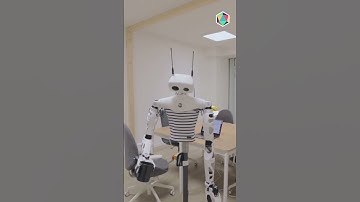 Reachy doing things - Tidying up! 🗑️