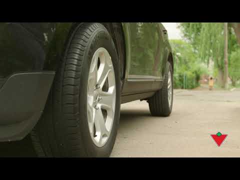 Vidéo: Comment vérifier la profondeur de la bande de roulement sur un semi-pneu ?