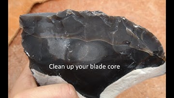 Crested blade removal - Preparing a blade core with indirect percussion