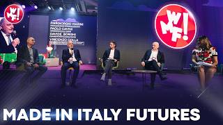 Vincenzo Colla, Davide Borghi, Piergiorgio Marini, Paolo Cavini | Made in Italy Futures - WMF 2026
Il futuro del Made in Italy si costruisce sullasse dellinnovazione tecnologica, della valorizzazione delle filiere e della cooperazione strategica. Al #WMF2026, Vincenzo Colla (Vicepresidente della Regione Emilia-Romagna) illustra i pilastri di un ecosistema regionale unico, fondato sulla sinergia a monte tra pubblico e privato e sulla capacità di unire cultura e manifattura. Dai successi storici della Food Valley e della Motor Valley fino al consolidamento della Big Data Valley mondiale – trainata dal supercomputer del Tecnopolo di Bologna e dallimminente arrivo dellUniversità dellONU –, Colla lancia un messaggio chiaro sulla transizione digitale: «Dobbiamo governare lintelligenza artificiale mettendo al centro la persona e il suo senso critico, per non subire il cambiamento ma guidarlo».
Un potenziale attrattivo confermato dalla scelta di grandi multinazionali come Philip Morris International. Piergiorgio Marini racconta la radicale trasformazione industriale del gruppo, che ha investito 1,2 miliardi di euro sul territorio emiliano per dare vita a una vera e propria «Silicon Valley della manifattura», capace di reimportare 500 ingegneri da tutto il mondo e di generare un indotto di 7.000 persone. Smorzando i toni allarmistici sulle AI, Marini ricorda che la tecnologia è uno strumento sintattico e statistico, efficace nei sistemi chiusi, ma che il mondo reale rimane governato dal caos dinamico e dalle competenze umane. Questa spinta allinnovazione non risparmia il tessuto artigiano: Paolo Cavini (Presidente CNA Emilia-Romagna) rivela che oltre un terzo delle micro e piccole imprese utilizza già lAI per ottimizzare i cicli produttivi e colmare i futuri deficit di risorse umane, puntando sulla connessione profonda «fra il pensiero, la passione, la mano e le nuove tecnologie».
A chiudere il cerchio tecnico è la testimonianza di Davide Borghi (Tetra Pak), che illustra lapplicazione concreta di AI e robotica nella manutenzione predittiva, nel controllo qualità e nel knowledge management. Secondo Borghi, la strategia competitiva italiana non deve replicare i modelli software statunitensi o la produzione low-cost cinese, ma focalizzarsi sullintegrazione dellintelligenza artificiale allinterno dei nostri settori di punta: automazione, meccatronica e packaging. Richiamando il paradosso di Moravec secondo cui lAI risolve facilmente problemi complessi per luomo ma fatica in quelli apparentemente elementari, Borghi ribadisce limportanza di evolvere verso filiere integrate digitalmente e sistemi capaci di apprendere, blindando il valore unico del saper fare italiano. Vincenzo Colla, Davide Borghi, Piergiorgio Marini, Paolo Cavini | Made in Italy Futures - WMF 2026