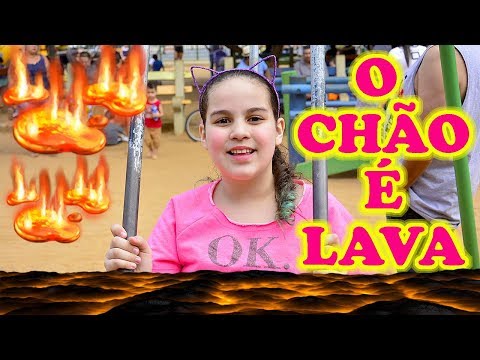O CHÃO É LAVA | THE FLOOR IS LAVA CHALLENGE - Hora da Mari