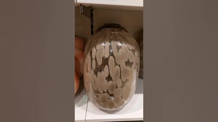 H&M Home beautiful vases new in #shopwithme #shopping #home #decor #hm #h&m
