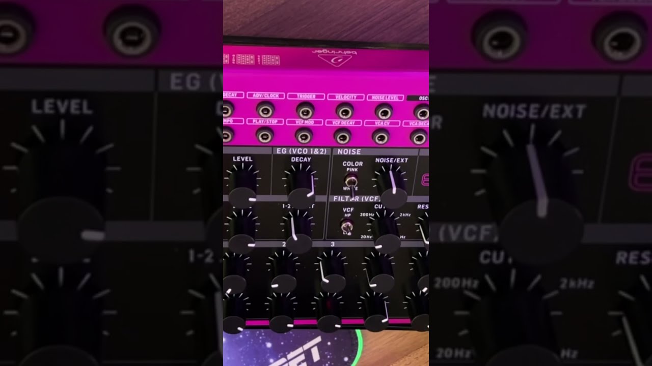 小*雨様 Behringer SPICE EDGE CRAVE ラック付き 小*雨様 Behringer SPICE EDGE CRAVE ラック付き - メルカリ