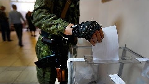 Separatists in east Ukraine claim overwhelming 