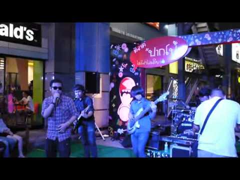 20120328_タイのとあるバンド@Siam MBK Center