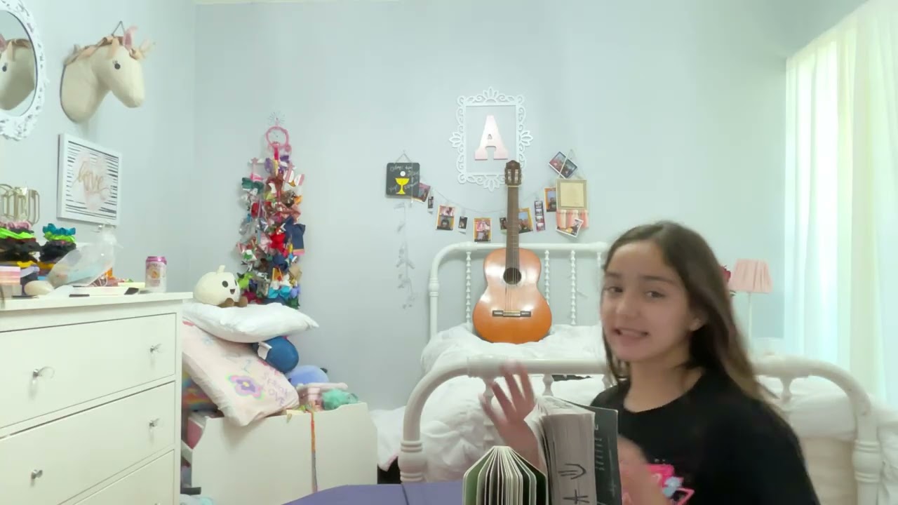 Iconic book store mean clerk