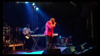 Joe Thomas Live Cologne performing Stutter