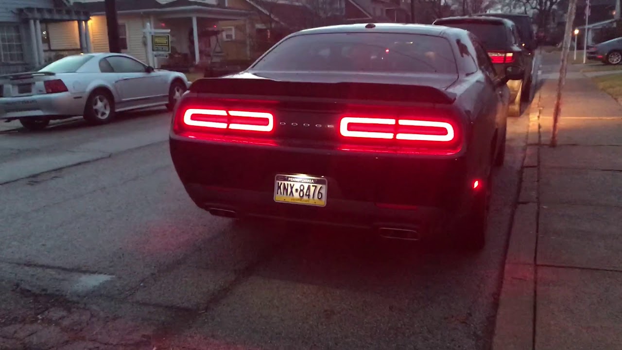 Dodge challenger sound