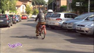 Bicicletta elettrica Ducati Cucciolo by Italwin - YouTube