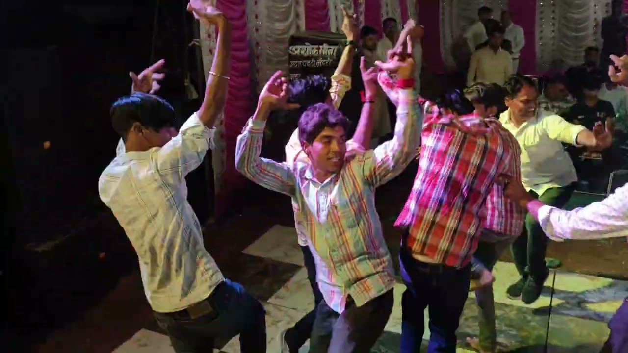 De de pathar Todo Dil ke Tut wala pyar Devta