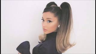 Ariana Grande - motive (Solo Version) Resimi