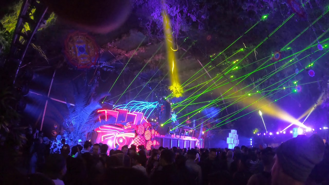 Bionic Jungle - EDC México 2020 | DÍA 1 - YouTube