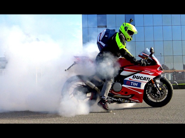 TEST T MAX 560 T MAX 530 KAWASAKI ZXR 400 KAWASAKI ZX 10 PANIGALE