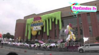 Miley Cyrus leaving Nickelodeon's 24th Annual Kids Choice Awards