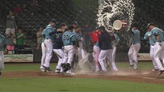 Alex Bregman Walkoff HR - June 11
