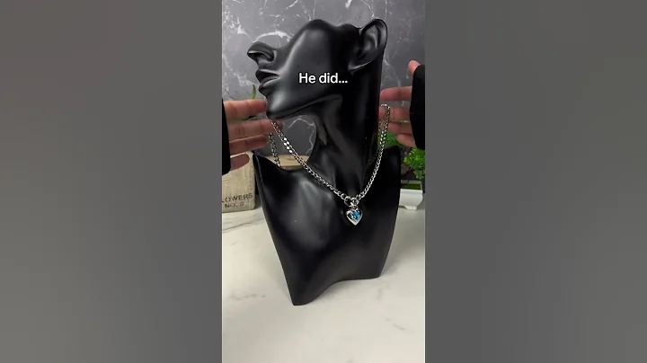 Not your average necklace! 🫦 #necklace #chain #choker #darkromance #alt