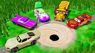 MEGA SANDSTORM Pit vs Lightning McQueen & Big & Small Pixar Cars! BeamNG. Drive Battle!