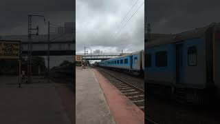 09627 Solapur Sf Express Station Skip