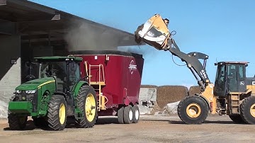 Precision feed mixing | Dymax Pushout Bucket