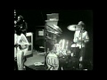 YES - Looking Around