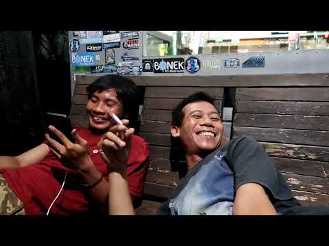 Kata-kata hari ini dari pemuda kampung yang selalu berkecimpung di warung