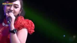 JIHAN AUDY MENGHAYATI LAGU INI. BISANE MUNG NYAWANG - NEW PALLAPA 2018 TERBARU