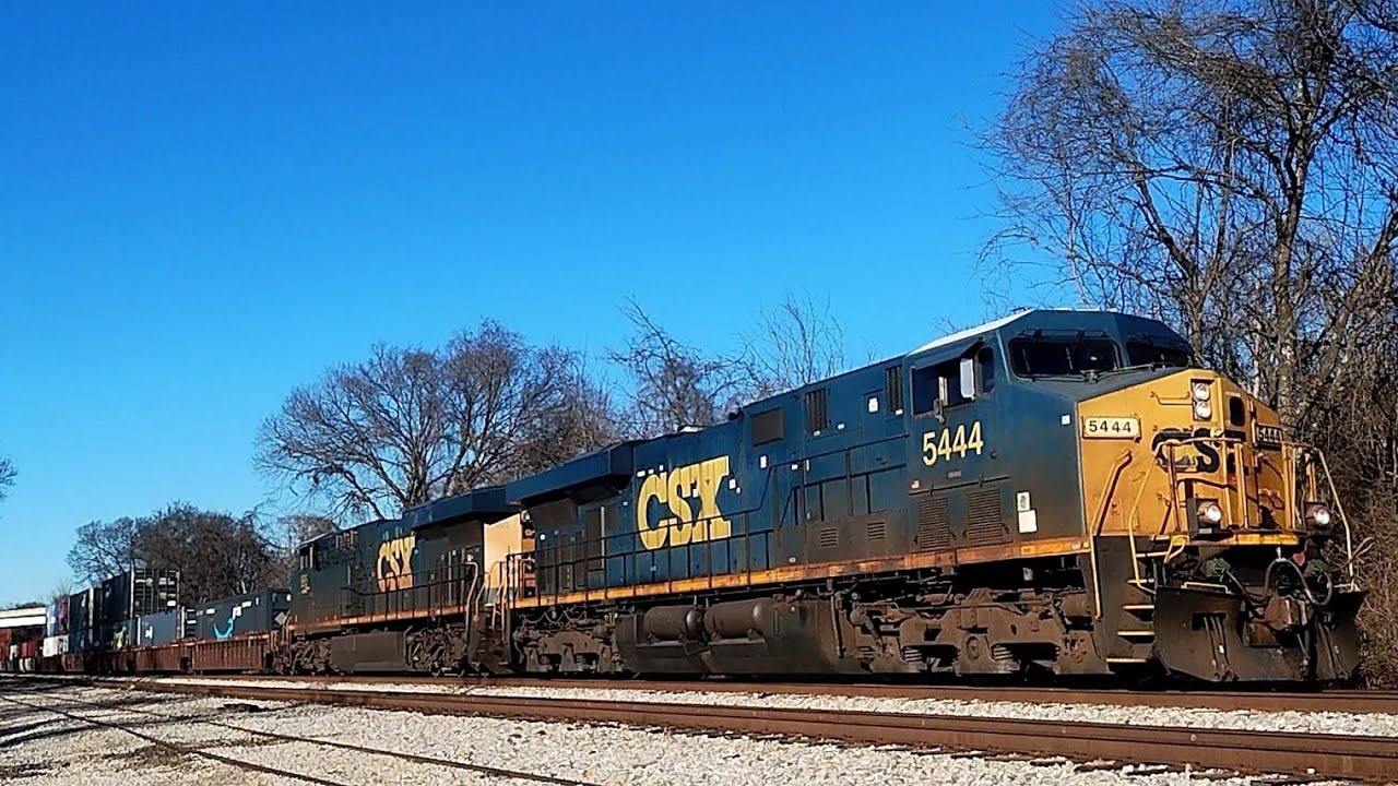 CSX Southbound Intermodal/Autorack Brentwood, TN 01/01/26