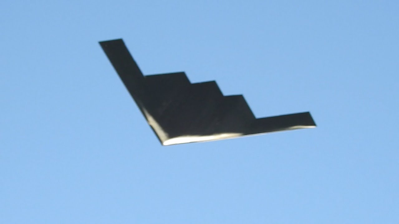 B2 Stealth Bomber flyover Rose Parade 2016