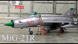 MIG 21R 1:48 with ladder and hangar FULL BUILD Eduard 8238