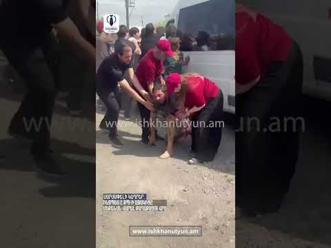18+ Ինչպես է ՔՊ-ի աջակիցը մեքենան վարել քաղաքացու վրա👋👋👉