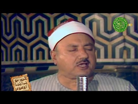 ابتهال نادر الشيخ محمد الطوخي في الاحتفال بالمولد النبوي عام 1978