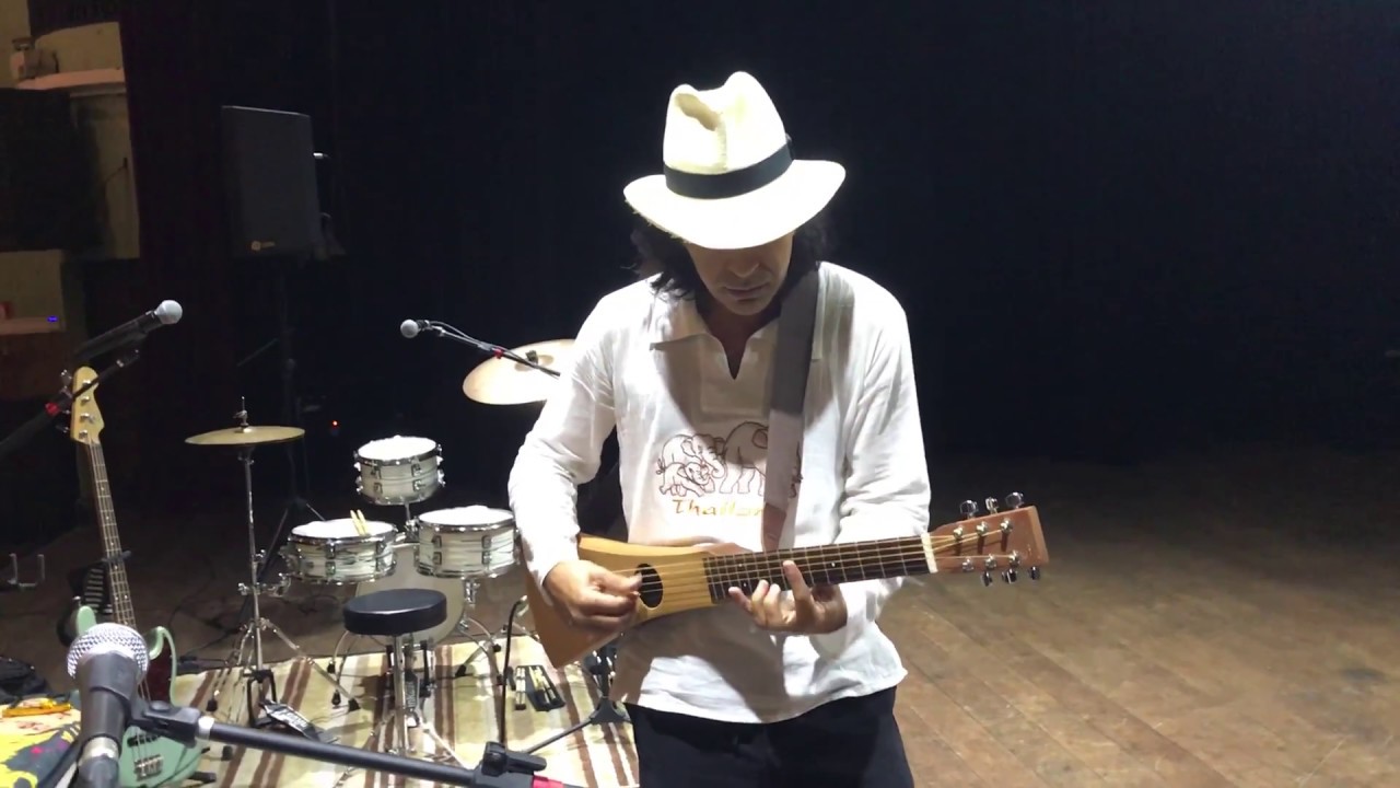 Ezequiel Piaz  Bird Guitar