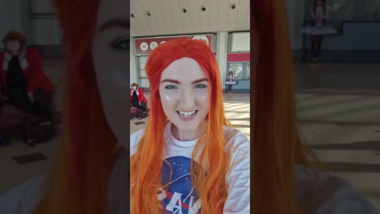 😍TEEN TITANS COSPLAYS - Rocking at megacon