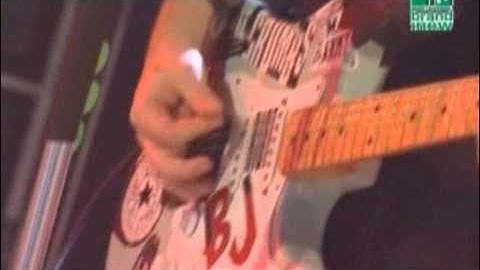 Green Day - Good Riddance (Time of your life) live @ Mtv Sonic, Italy 1997