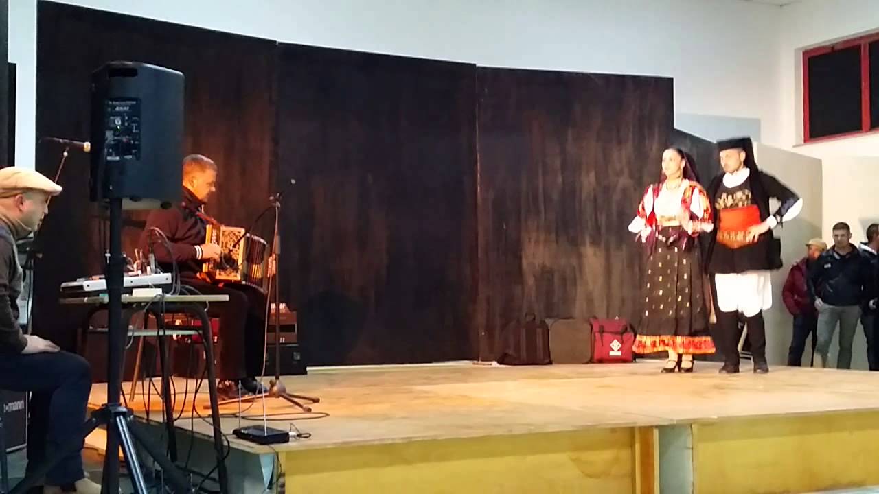 Tore Delussu di Dorgali - Ballu a Iskina Anticu, Ballu a Iskina e a Tres Passos