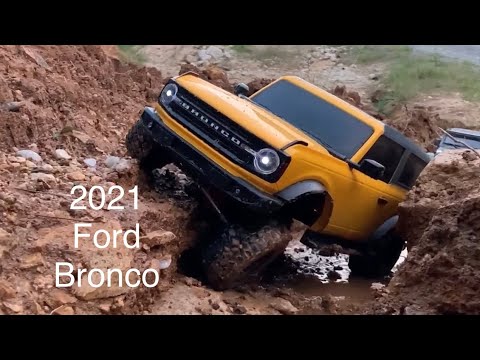 Video: Toto Dětské Bronco RC Auto V Terénu I Ve Skutečné Věci