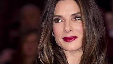 SANDRA BULLOCK TALKS ABOUT SEXISM AND SEXUAL HARASSMENT IN HOLLYWOOD