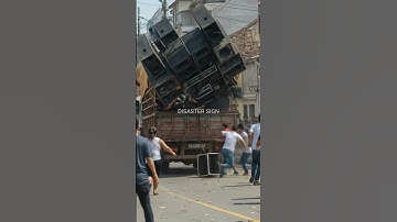 TRUK SOUND HOREG AMBRUK DI TENGAH JALAN! #feed #shorts #news #trending #viral